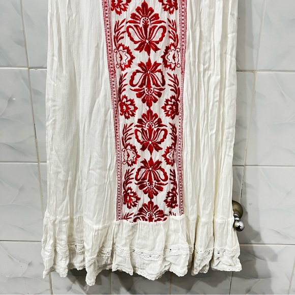 Revolve Tularosa S Kirsten White Embroidered Cotton Cottagecore Boho Midi Dress - Picture 5 of 11